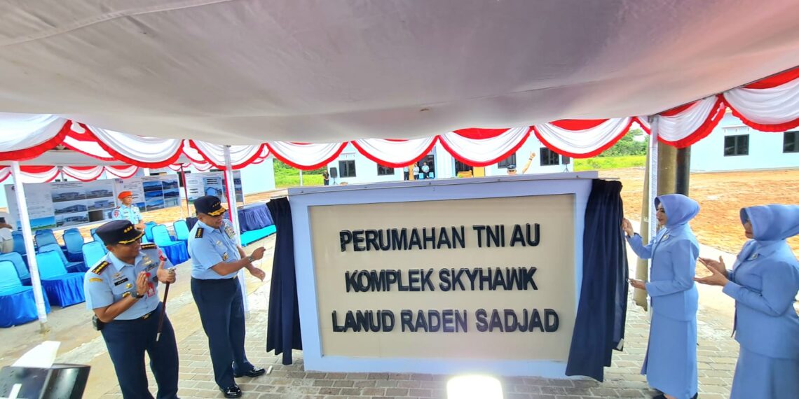Kunjungi Natuna, Kasau Resmikan 22 Unit Perumahan dan 2 Mess Prajurit di Lanud Raden Sadjad.