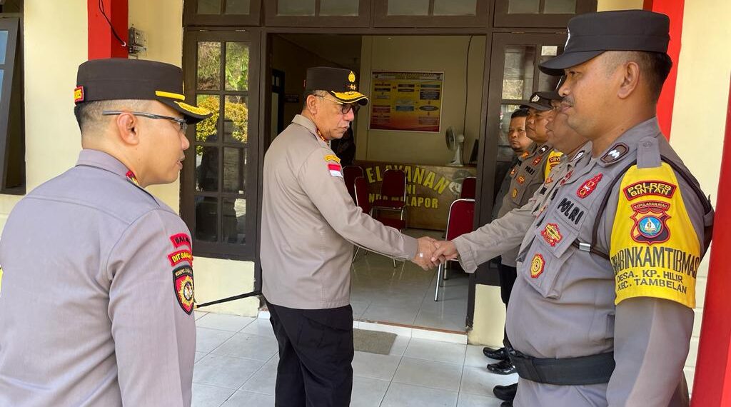 Kapolda Kepri dan Kapolres Bintan Kunker ke Polsek Tambelan