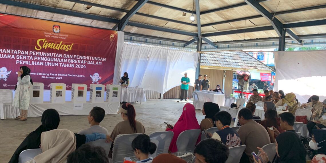 KPU Tanjungpinang Gelar Simulasi Pemantapan Aplikasi Sirekap Bagi Petugas KPPS