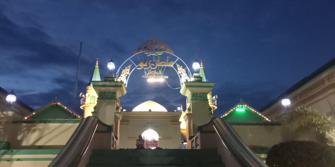 Pulau Penyengat Jejak Sejarah, Budaya Melayu dan Wisata Religi di Kepri