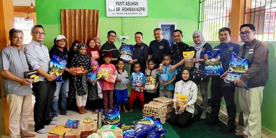 Sambut HPN 2024, PWI Kepri Giat Tali Asih di Panti Asuhan Nur Ar Rohman