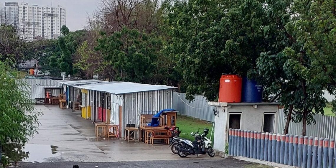 Parkir Liar di Waduk Pluit Sudah Meresahkan, Pemerintah DKI Tutup Mata