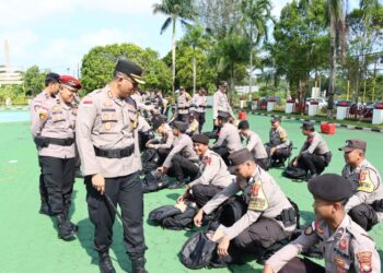 Kapolres Natuna Pimpin Apel Pergeseran Pasukan Pengamanan TPS Pemilu 2024