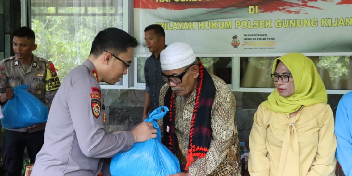 Ini Pesan Kapolres Bintan dalam Giat Jumat Curhat Bersama Masyarakat Kelurahan Kawal