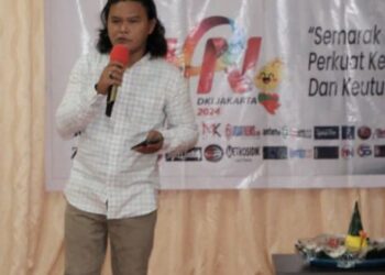 Asril Masbah di HPN 2024 Membacakan Puisi Berjudul, Nakhoda Selat