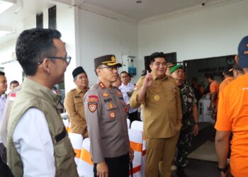 Kapolres Bintan Bersama dengan FKPD dan Ketua KPU Lepas Logistik Pemilu Ke PPK Se Kabupaten Bintan