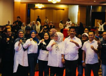 Wagub Kepri Marlin Bersama PWI Kepri Peringati HPN dan HUT PWI ke 78, Berbagi Semangat Para Istri Wartawan