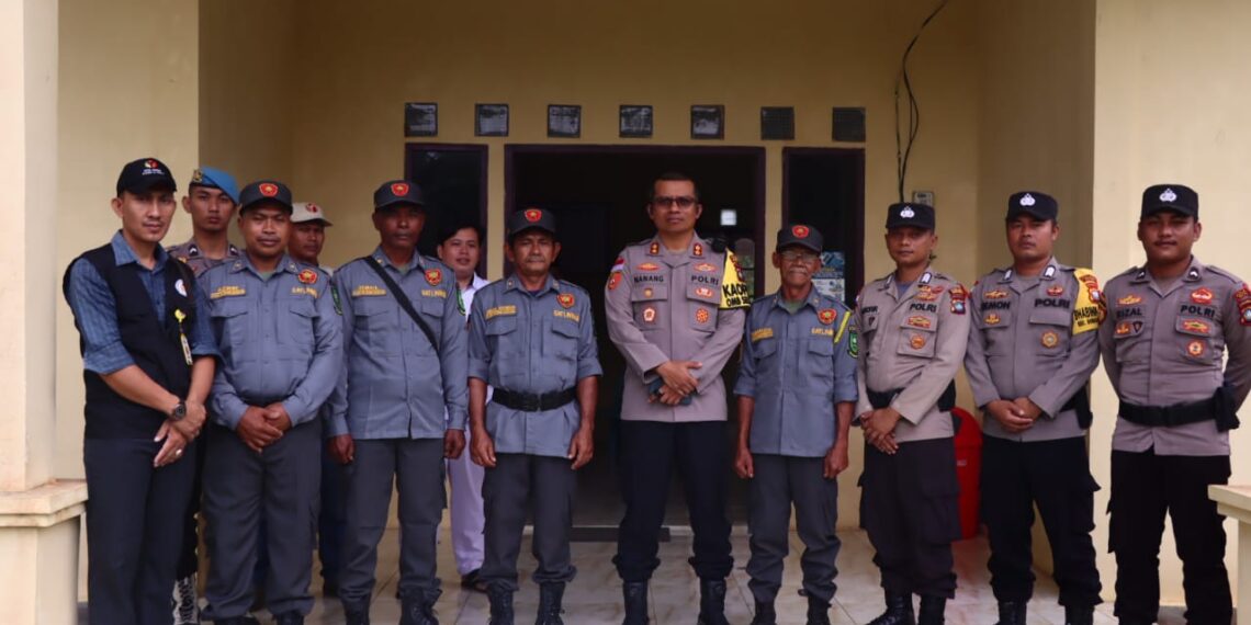 Kapolres Natuna bersama Pamatwil Polda Kepri Cek dan Kontrol Kesiapan PPK dan TPS