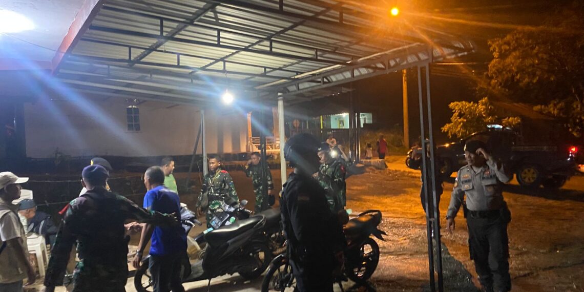 Tingkatkan Keamanan, Gabungan TNI-Polri Laksanakan Patroli Malam Hari Jelang Pencoblosan