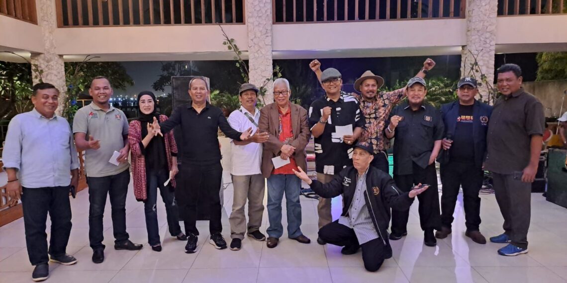 Ramon Damora Juara Pertama Lomba Baca Puisi Wartawan Penyair se-Indonesia