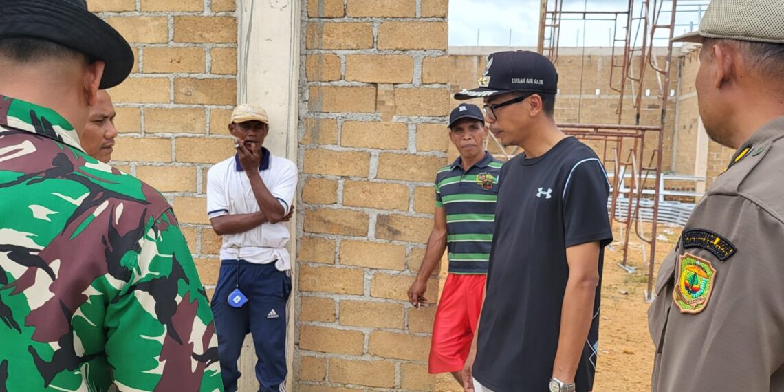 Tidak Kantongi PBG, Lurah Air Raja Stop Pembangunan Gereja di Kilometer 15