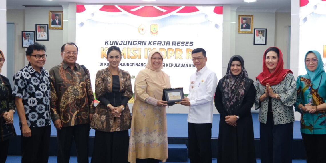 Kunjungi Tanjungpinang, Komisi IX DPR RI Serap Aspirasi dan berikan Apresiasi atas Turunnya Angka Stunting