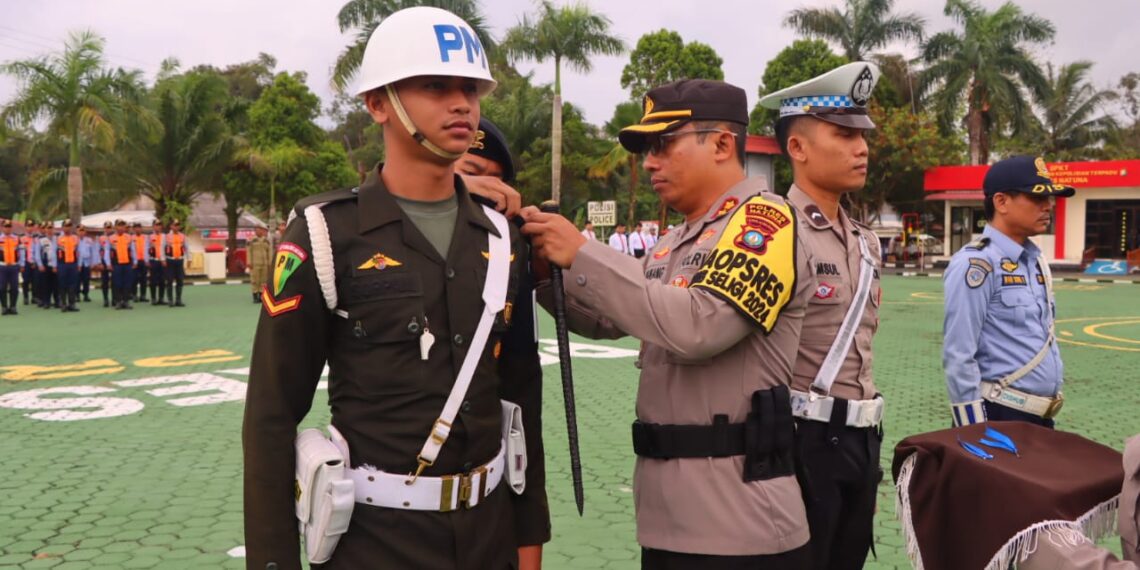 Jaga Keselamatan Masyarakat, Kapolres Natuna Pimpin Apel GPOK Seligi 2024
