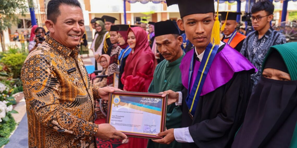 Gubernur Ansar Hadiri Sidang Terbuka Senat Universitas Maritim Raja Ali Haji Yang Ke-22