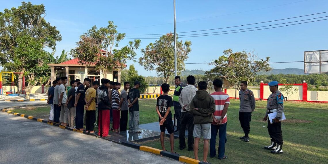 Puluhan Pelaku Perang Sarung diamankan Polres Karimun, 14 ditetapkan sebagai Tersangka