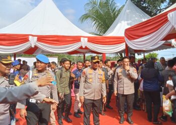 Ribuan Paket Sembako Diburu Warga, Aksi Kemanusiaan Kapolda Kepri Ludes dalam 1 Jam