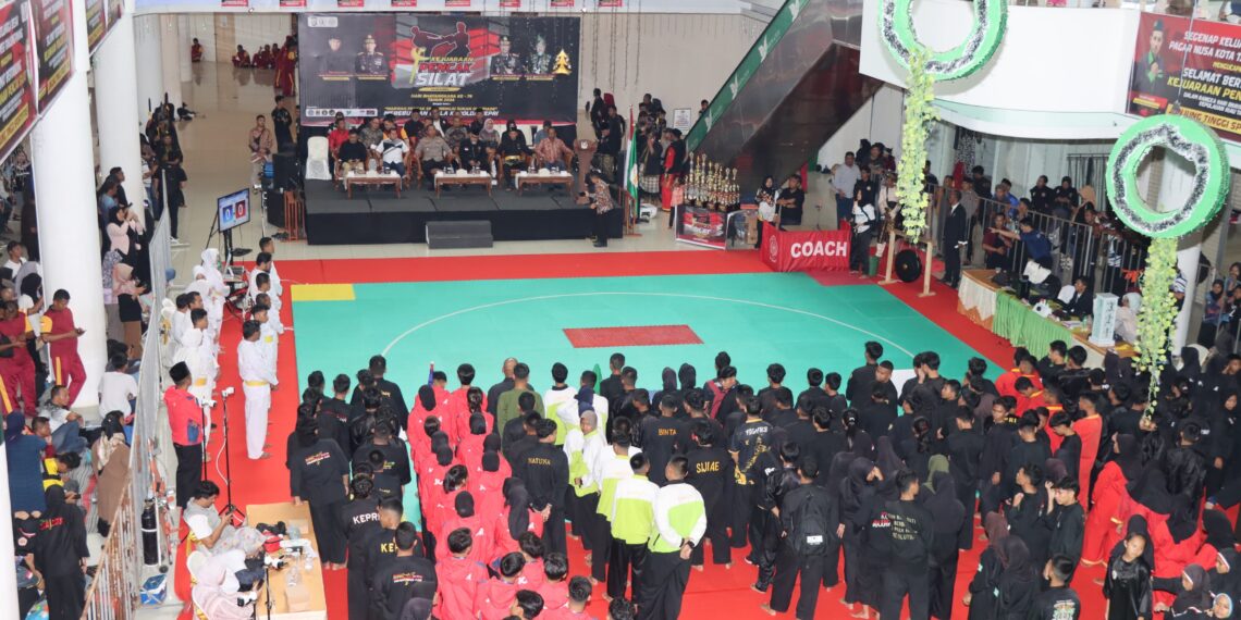 Kapolresta Tanjungpinang Ikuti Pembukaan Kejuaraan Pencak Silat Kapolda Kepri Cup dalam Peringatan HUT Bhayangkara Ke-78