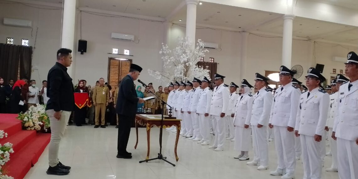 Kukuhkan 69 Kepala Desa, Ini Pesan Bupati Natuna Kepada Kades