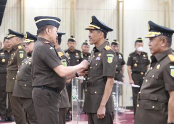Jaksa Agung Lantik Sejumlah Pejabat Baru di Kejaksaan Agung