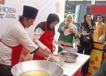 Baznas Kepri dan Baznas RI Luncurkan Program ZChicken untuk Pemberdayaan Ekonomi Mustahik