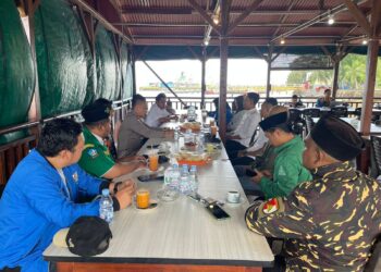 AKP Monang P. Silalahi, S.H. Pererat Silaturahmi dengan Ormas dan OKP di Polsek Bintan Utara Lewat Ngopi Bareng