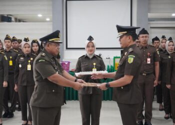 Kejaksaan Negeri Tanjungpinang lakukan Serah Terima Jabatan Kepala Seksi Perdata Dan Tata Usaha Negara dan Kepala Seksi Tindak Pidana Khusus