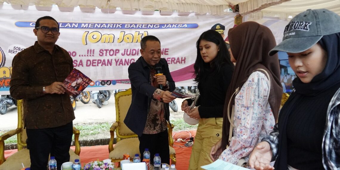 Kejati Kepri Luncurkan Aplikasi “Hukum Sinar Kepri” untuk Penyuluhan Hukum Gratis Door to Door