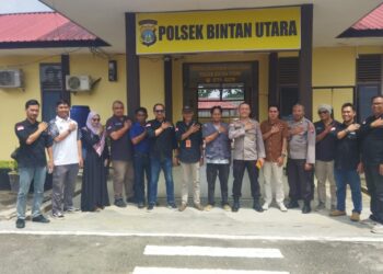 Kapolsek Bintan Utara Gelar Silaturahmi dengan Panwascam untuk Dukung Pilkada 2024