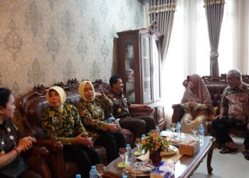 Kejati Kepri Gelar Anjangsana ke Rumah Purna Adhyaksa, Pererat Silaturahmi dan Kepedulian