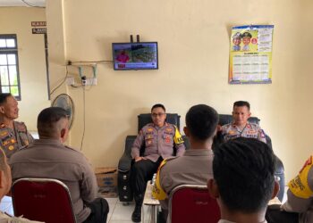Kapolres Bintan Kunjungi Polsek Tambelan: Ajak Personel Bersyukur dan Berhati-hati di Dunia Maya
