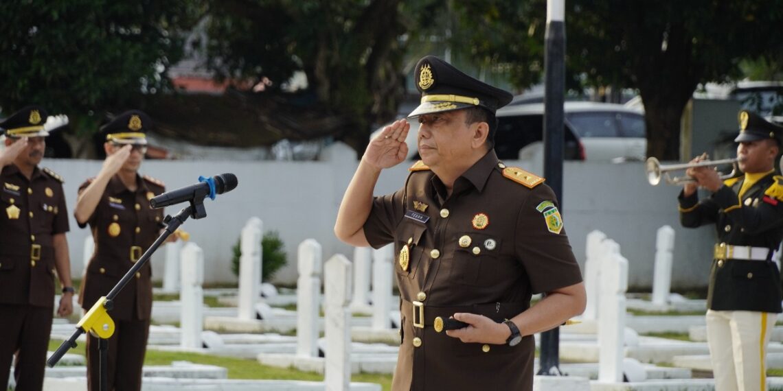 Kejaksaan Tinggi Kepulauan Riau Gelar Upacara Ziarah dan Syukuran Hari Bhakti Adhyaksa ke-64 dan HUT IAD ke-XXIV