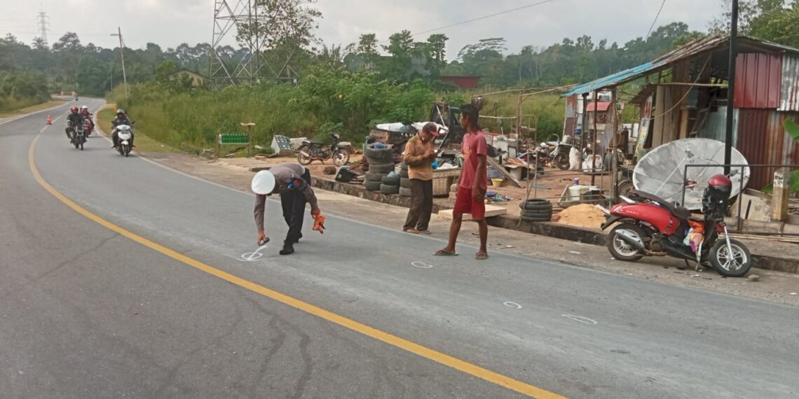 Pengemudi Dan Penumpang Honda Scoopy Alami Kecelakaan di Depan Hotel Lohas Alami Luka Berat