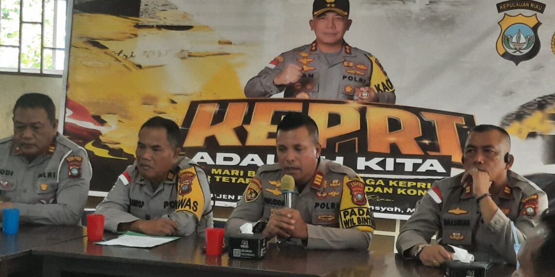 Silaturahmi Kapolsek Bintan Timur Perkuat Sinergi Antar Stakeholder di Kelurahan Kijang Kota