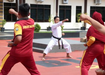 38 Personel Polres Bintan Siap Naik Pangkat Setelah Lulus Ujian Bela Diri Polri