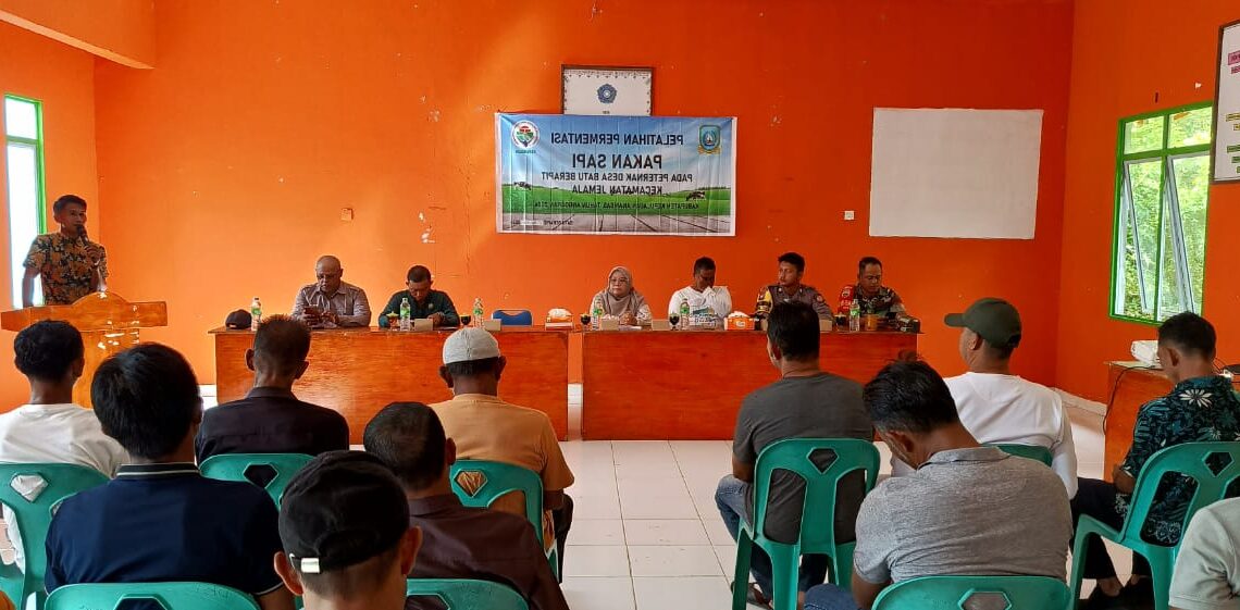 Pemdes Batu Berapit Adakan Pelatihan Permentasi Pakan Sapi kepada Peternak