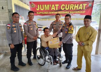 Polres Bintan Gelar “Jumat Curhat” di Desa Toapaya: Dialog Terbuka untuk Jaga Kondusifitas dan Solusi Permasalahan Masyarakat