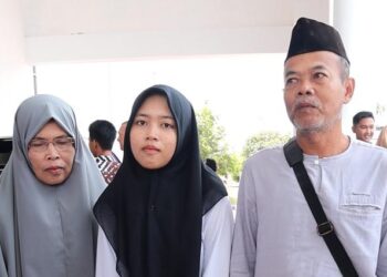 Bupati Natuna Wujudkan Mimpi Anak Petani Sayur Kuliah di Universitas Pertamina