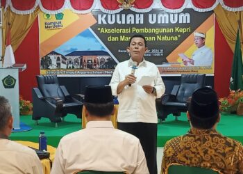 Gubernur Kepri Ansar Ahmad Isi Kuliah Umum di Kampus STAI Natuna