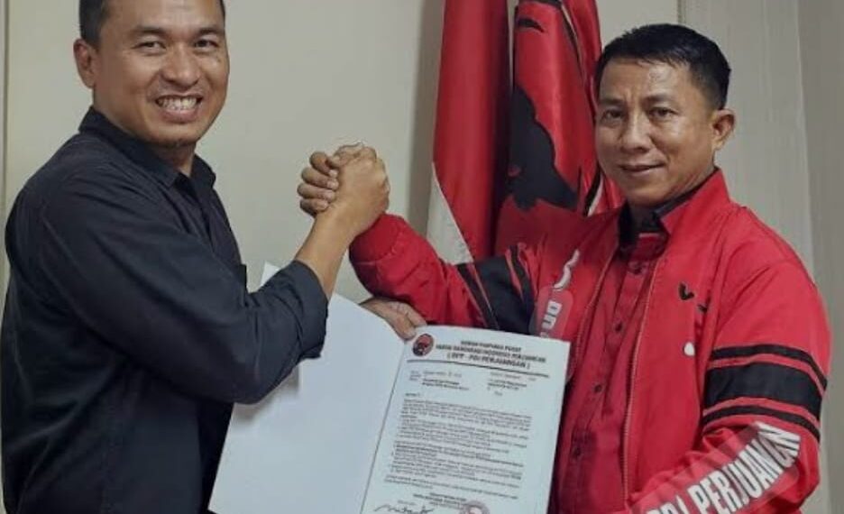 Rusdi Terima SK Rekomendasi Ketua DPRD Natuna
