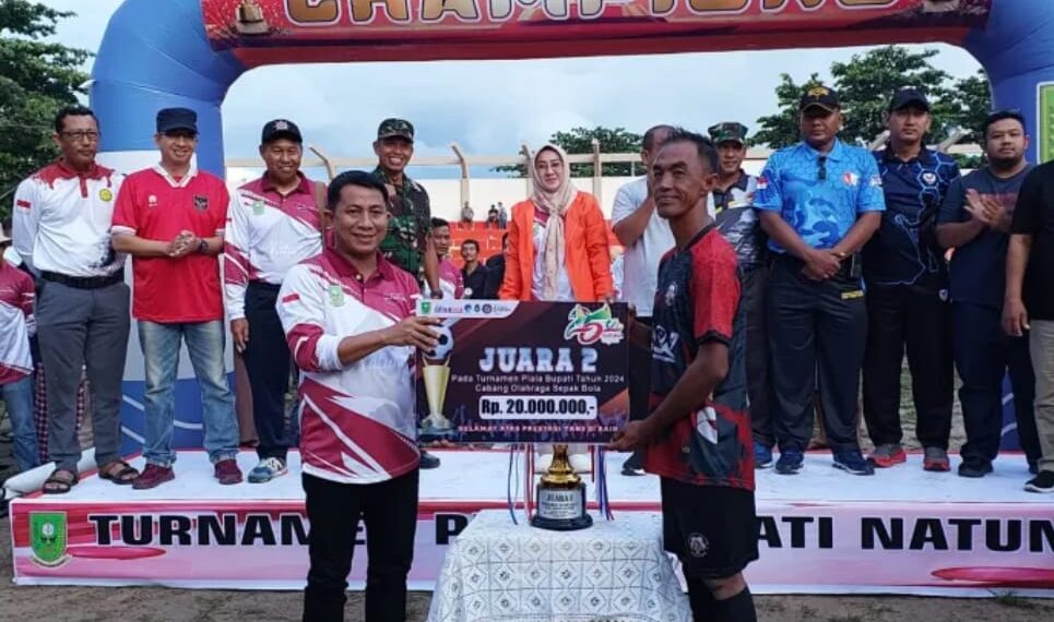Ketua DPRD Rusdi Hadiri Penutupan Turnamen Piala Bupati Natuna 2024