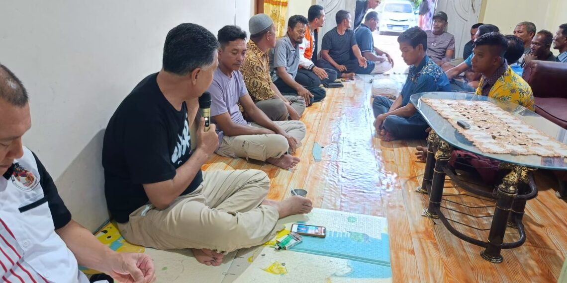 Kampanye di Teluk Buton, WS-RH Fokus pada Pembangunan Pelabuhan Kapal Ikan Skala Prioritas