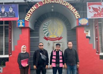 Aripin yang Diduga Aktor Utama Korupsi di Tubuh Perusda Natuna Akhirnya dipindahkan ke Rutan Kelas 1 Tanjungpinang Untuk Jalani Persidangan