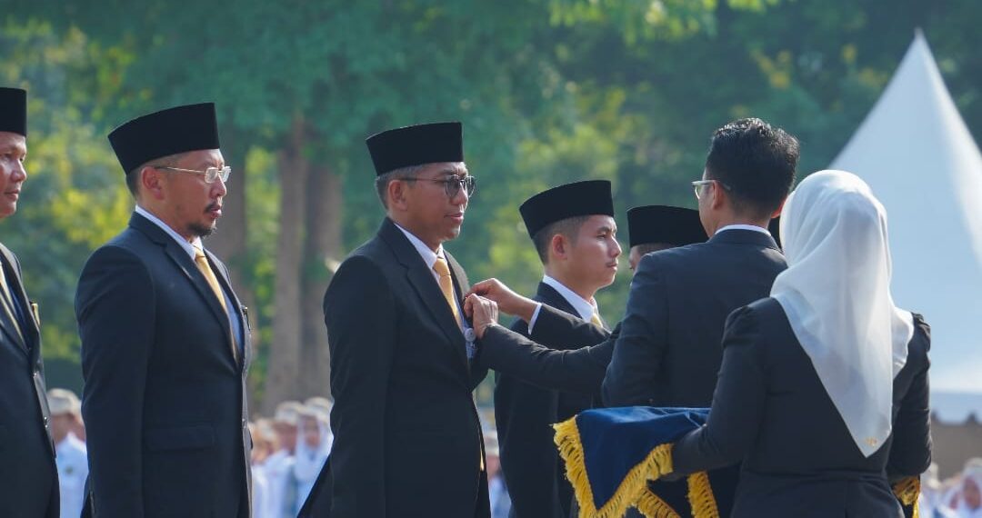Dua Pegawai SKK Migas Mendapat Anugerah Satyalencana Wira Karya dari Presiden RI