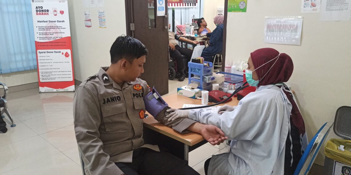 Polres Bintan Gelar Donor Darah Sambut HUT Humas Polri ke-73