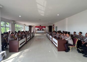 Kapolres Bintan Berikan Arahan kepada Bhabinkamtibmas dan Polisi RW, Tekankan Kesiapan Jelang Pilkada 2024