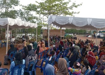 Program Seragam Gratis Kembali Jadi Sorotan, Warga Dompak Lama Ingin Rahma-Rizha Menang dan Lanjutkan