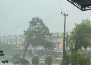 BMKG Peringatkan Potensi Cuaca Ekstrem di Tanjungpinang: Waspada Hujan Lebat, Angin Kencang, dan Peningkatan Permukaan Air Laut