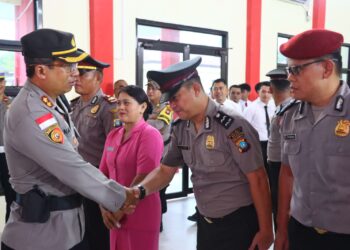 Pimpin Upacara Kenaikan Pangkat 2 Perwira Pertama dan 36 Bintara, Ini Pesan Kapolres Natuna 