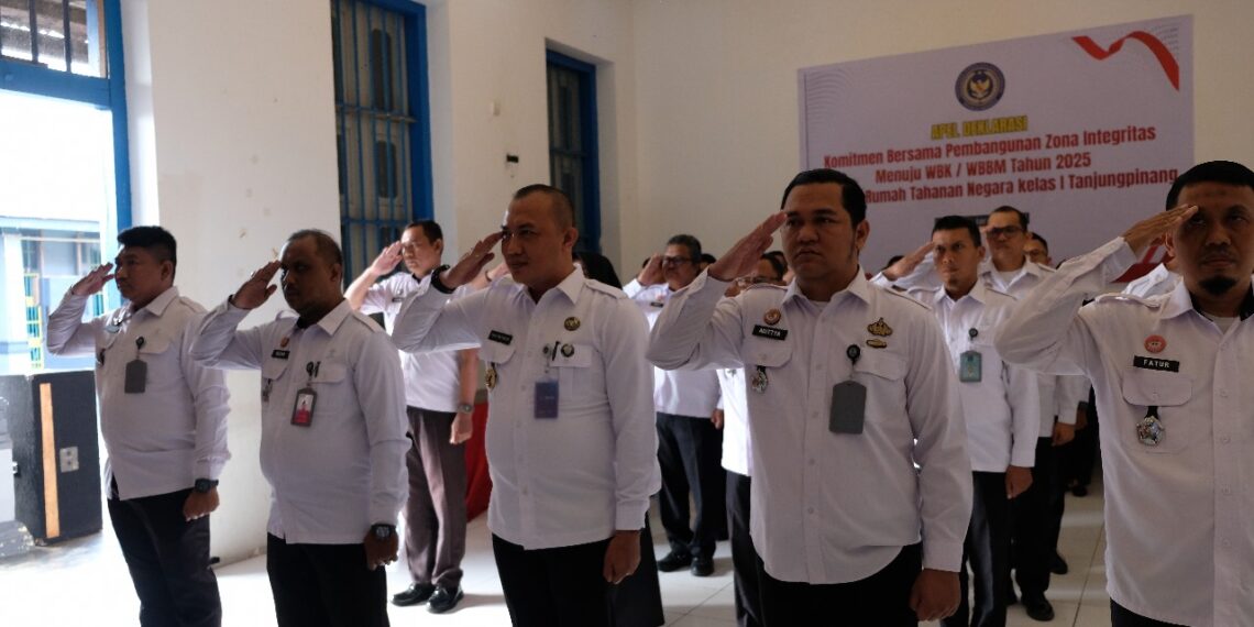 Kepala Rutan Kelas I Tanjungpinang dan Jajaran Ikuti Apel Pagi Bersama Secara Virtual