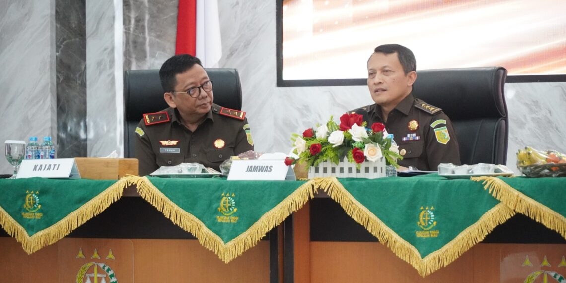 Jaksa Agung Muda Pengawasan Lakukan Inspeksi Pimpinan di Kejati Kepulauan Riau